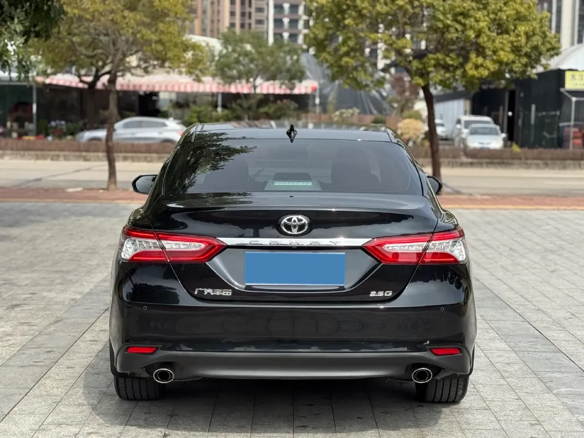 2021 Toyota Camry 2.5L 209HP L4 8AT,autocango,china used car exporter,china ev exporter,chinese used car exporter,chinese used ev exporter