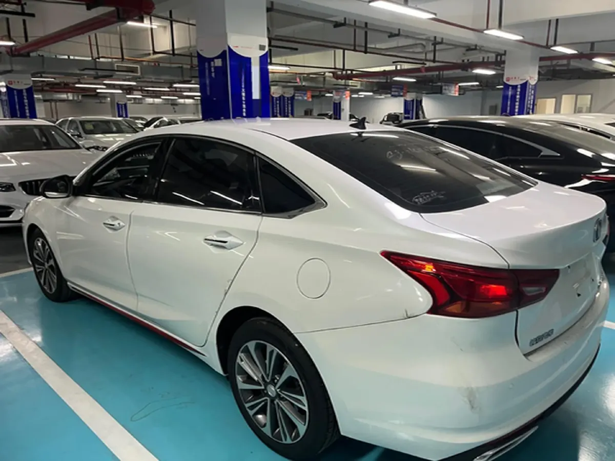 2021 ChangAn Raeton CC 1.5T 180HP L4 7DCT,autocango,china used car exporter,china ev exporter,chinese used car exporter,chinese used ev exporter
