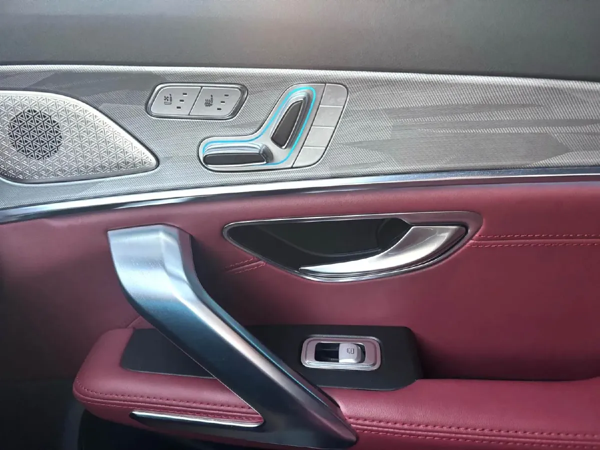 2023 Jetour X70 Plus 1.6T 197HP L4 7DCT,autocango,china used car exporter,china ev exporter,chinese used car exporter,chinese used ev exporter