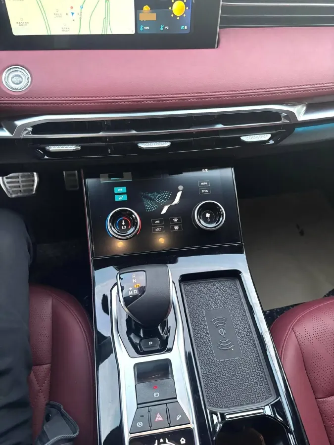 2023 Jetour X70 Plus 1.6T 197HP L4 7DCT,autocango,china used car exporter,china ev exporter,chinese used car exporter,chinese used ev exporter