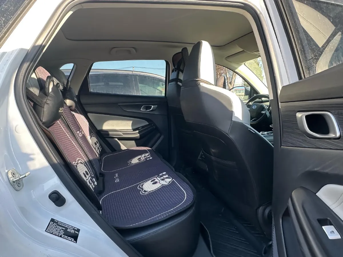 2024 ChangAn UNI-Z 1.5L 98HP L4 E-CVT PHEV 18.4KWH,autocango,china used car exporter,china ev exporter,chinese used car exporter,chinese used ev exporter