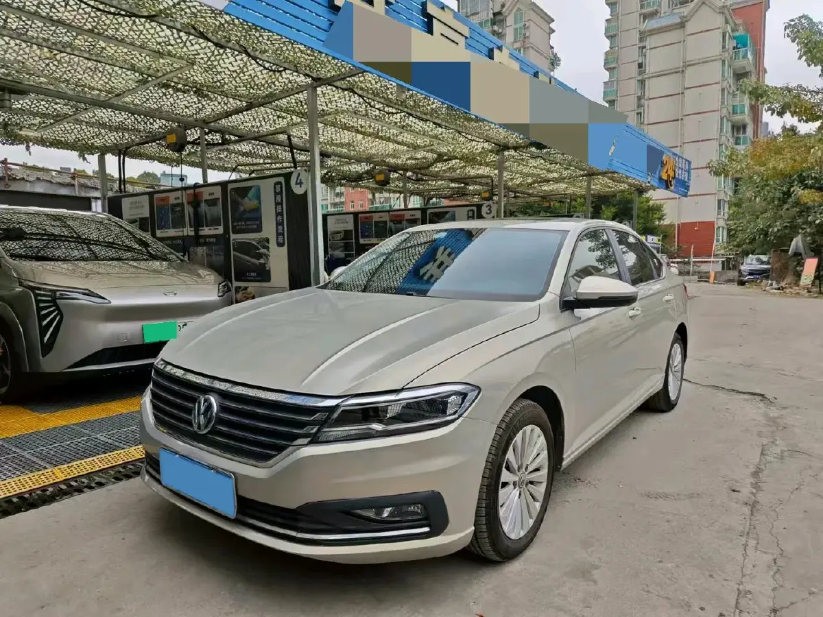 2019 Volkswagen Sagitar 1.2T 116HP L4 7DCT