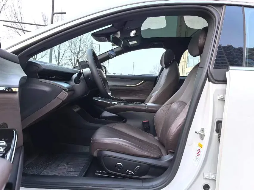 2025 ChangAn QiYuan A07 BEV 68.8KWH,autocango,china used car exporter,china ev exporter,chinese used car exporter,chinese used ev exporter