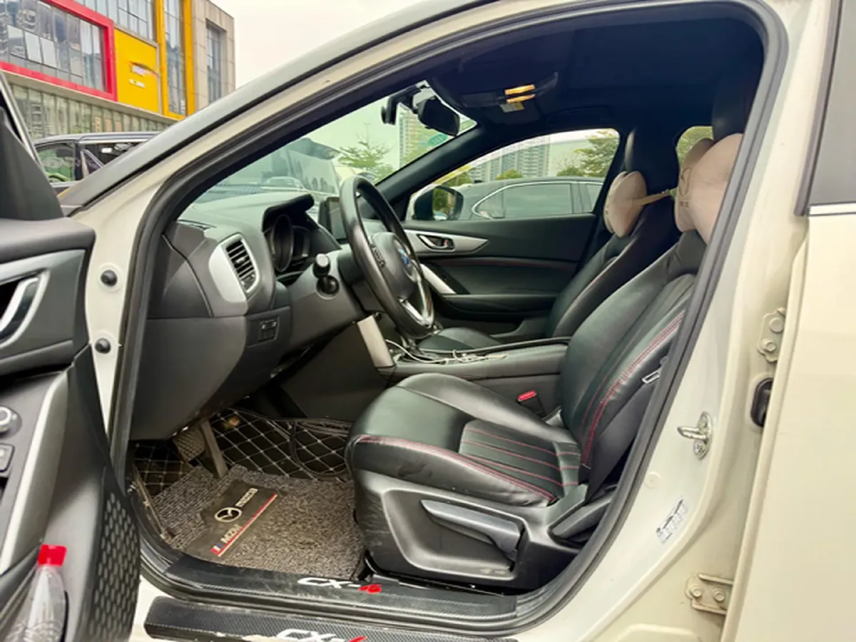 2020 Mazda CX-4 2.0L 158HP L4 6AT,autocango,china used car exporter,china ev exporter,chinese used car exporter,chinese used ev exporter