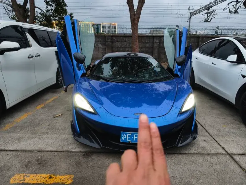 2019 McLaren 570 3.8T 570HP V8 7DCT,autocango,china used car exporter,china ev exporter,chinese used car exporter,chinese used ev exporter