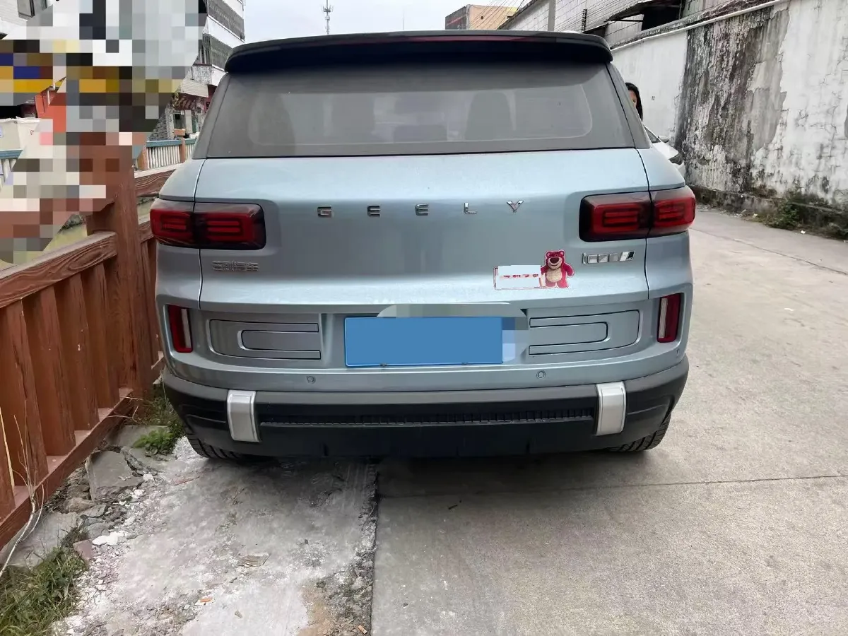 2023 Geely ICON 1.5T 181HP L4 7DCT,autocango,china used car exporter,china ev exporter,chinese used car exporter,chinese used ev exporter