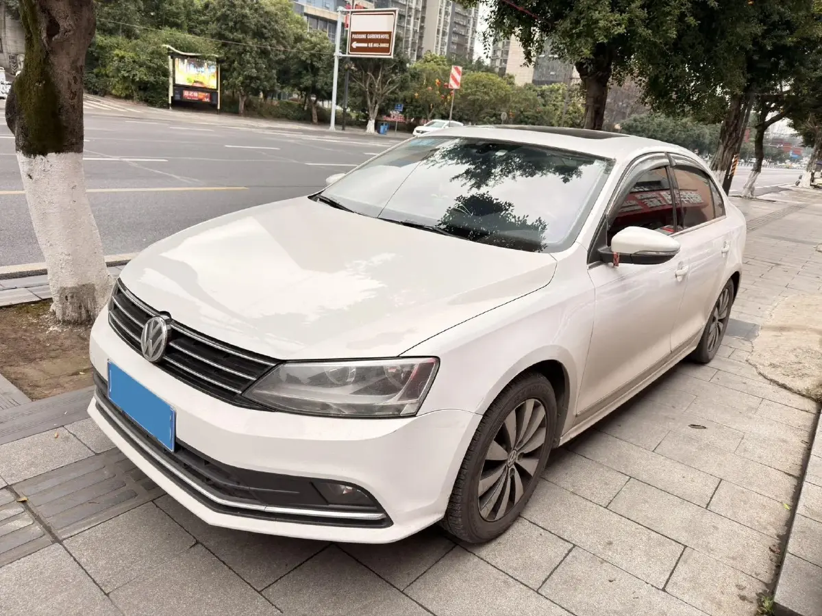 2018 Volkswagen Bora 1.5L 110HP L4 6AT