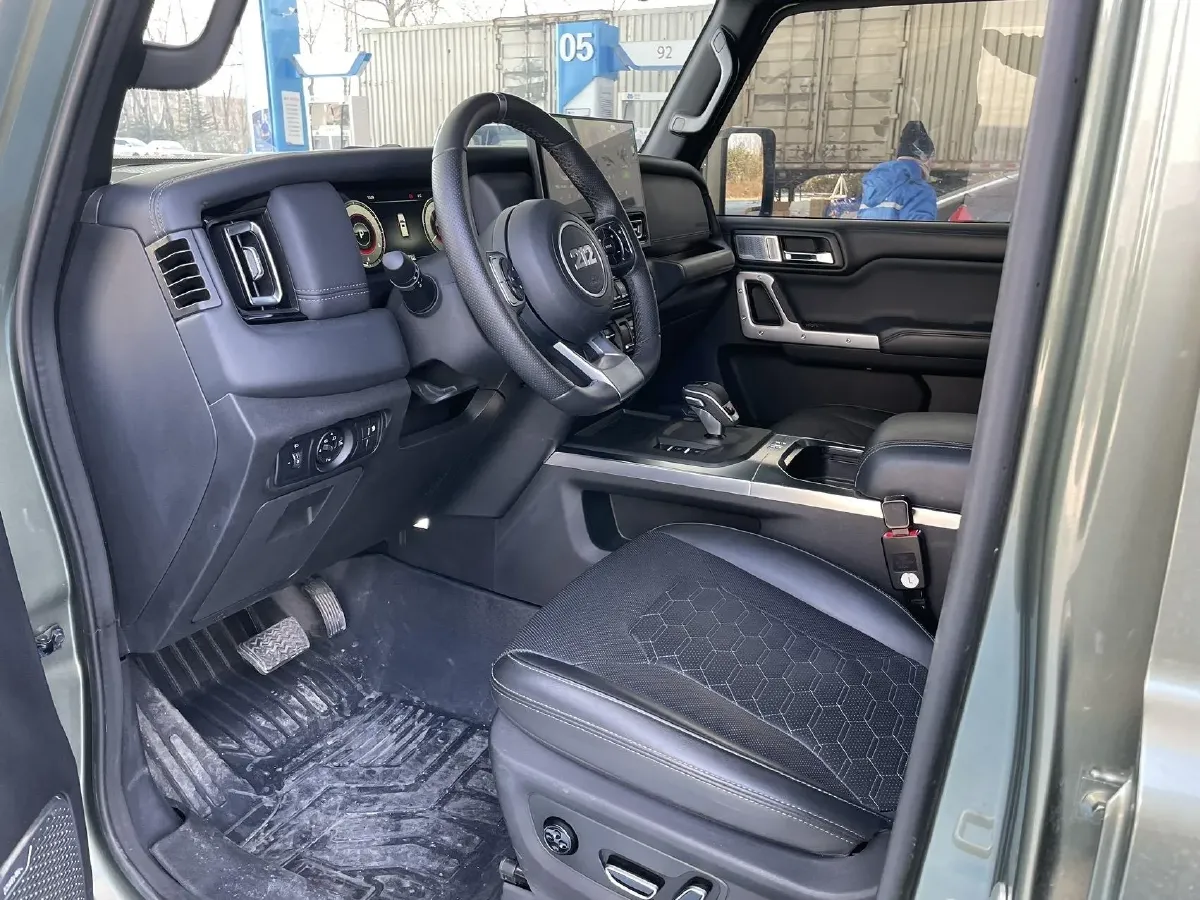 2024 212 212 T01 2.0T 252HP L4 8AT,autocango,china used car exporter,china ev exporter,chinese used car exporter,chinese used ev exporter