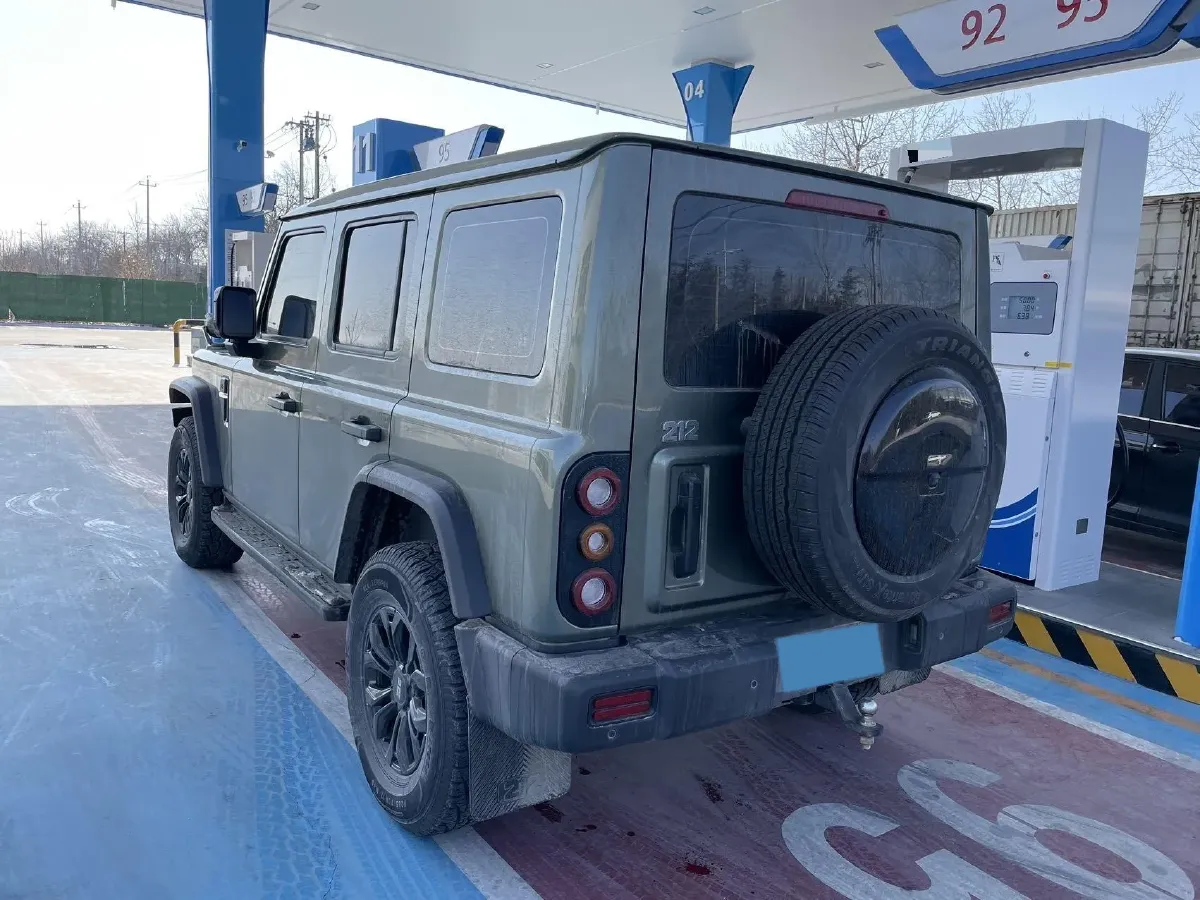 2024 212 212 T01 2.0T 252HP L4 8AT,autocango,china used car exporter,china ev exporter,chinese used car exporter,chinese used ev exporter