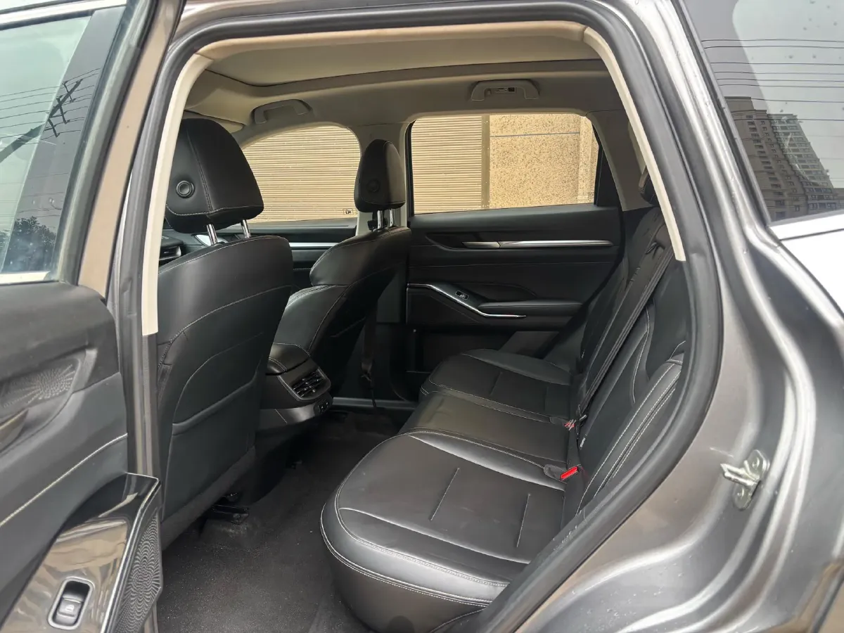 2021 Haval H6 1.5T 169HP L4 7DCT,autocango,china used car exporter,china ev exporter,chinese used car exporter,chinese used ev exporter