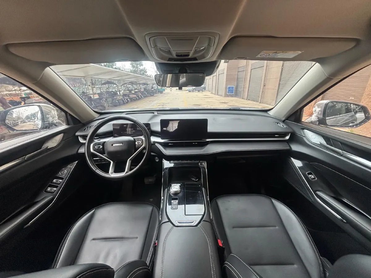 2021 Haval H6 1.5T 169HP L4 7DCT,autocango,china used car exporter,china ev exporter,chinese used car exporter,chinese used ev exporter