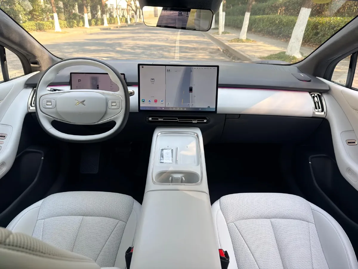 2024 Xpeng P7+ BEV 60.7KWH,autocango,china used car exporter,china ev exporter,chinese used car exporter,chinese used ev exporter