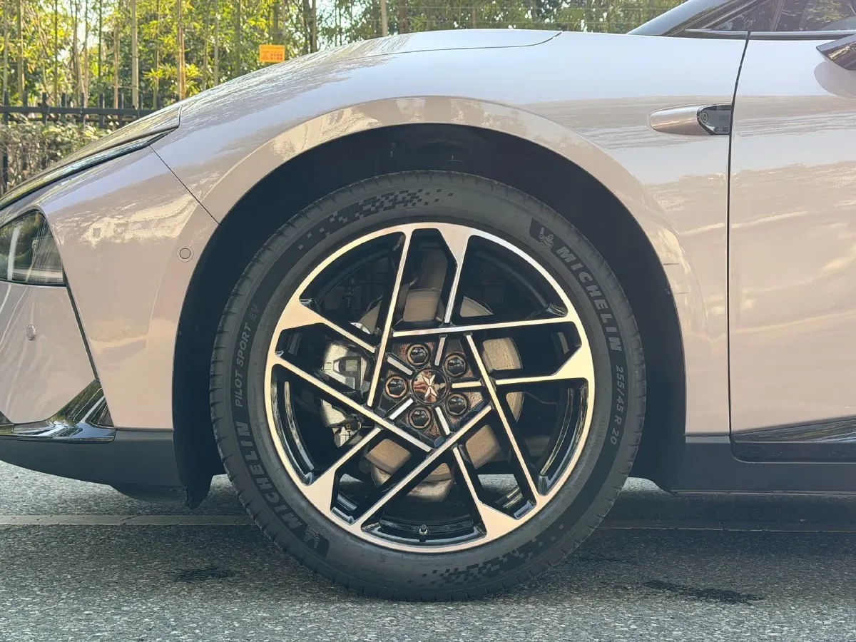 2024 Xpeng P7+ BEV 60.7KWH,autocango,china used car exporter,china ev exporter,chinese used car exporter,chinese used ev exporter