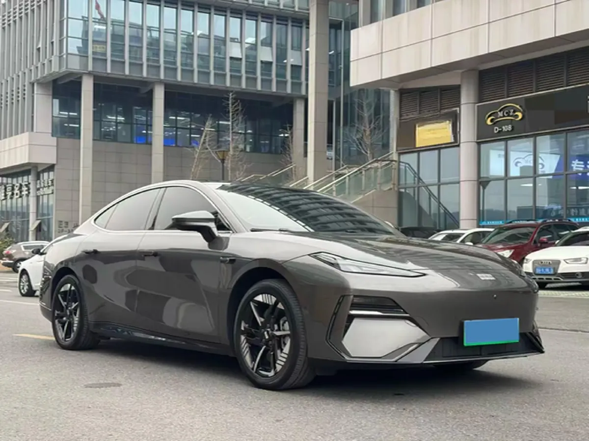 2024 Geely Galaxy E8 BEV 62KWH,autocango,china used car exporter,china ev exporter,chinese used car exporter,chinese used ev exporter