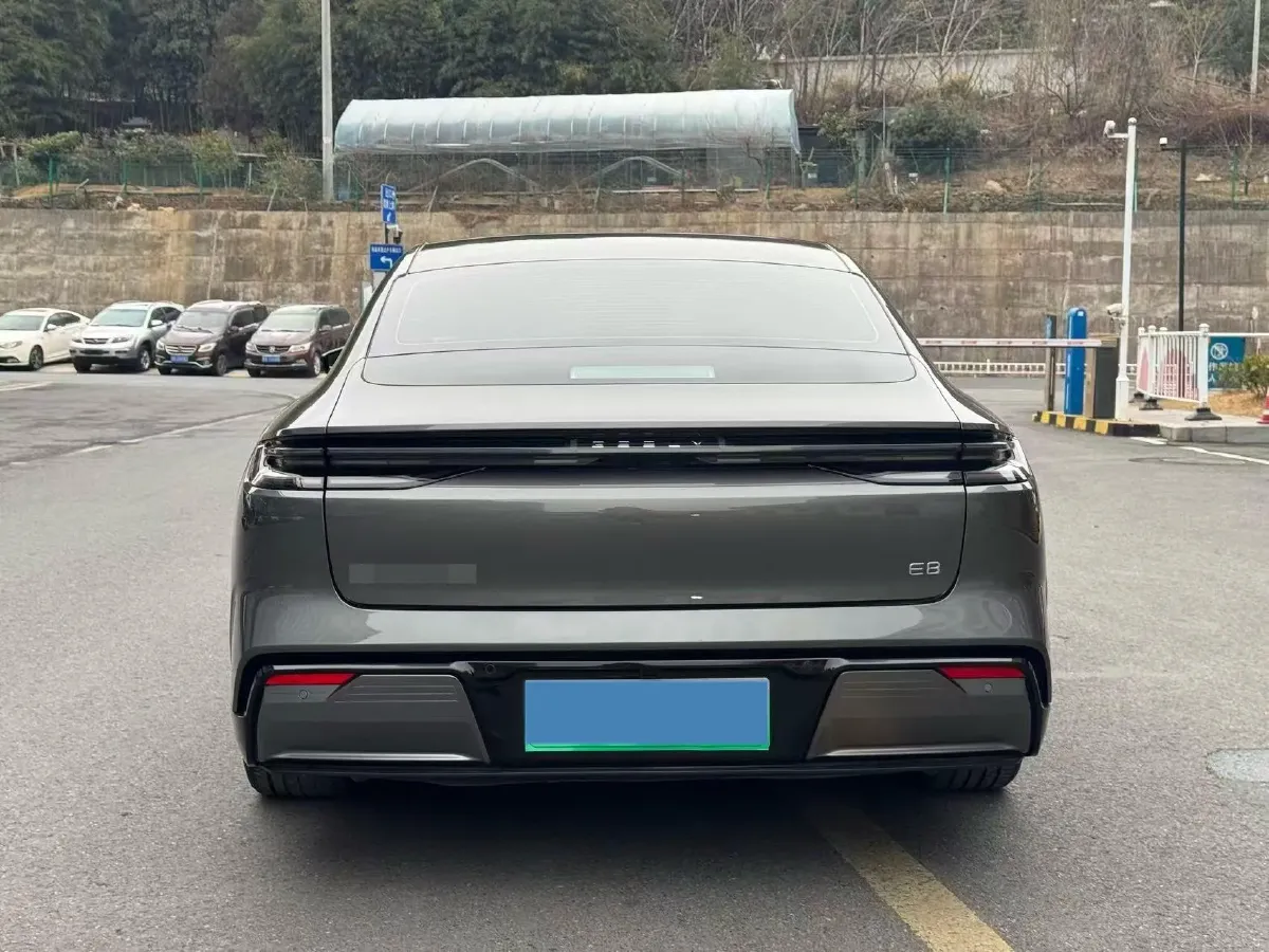 2024 Geely Galaxy E8 BEV 62KWH,autocango,china used car exporter,china ev exporter,chinese used car exporter,chinese used ev exporter