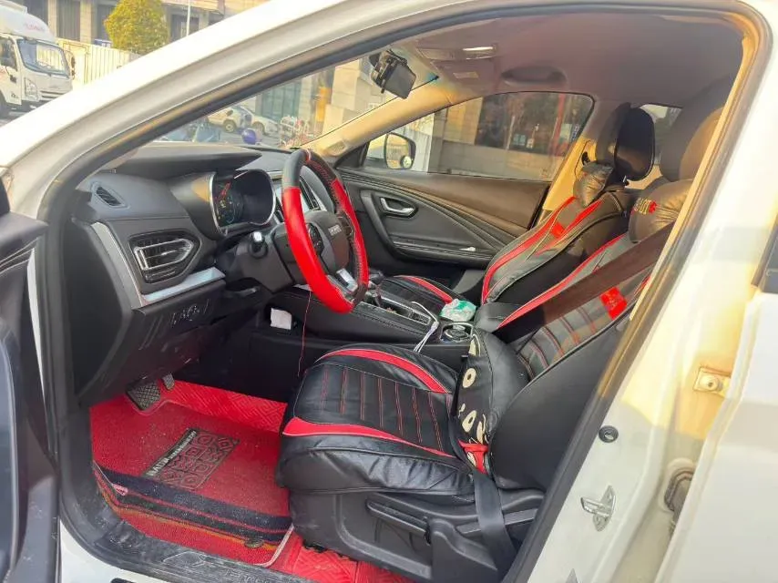 2021 Haval Jolion 1.5T 150HP L4 7DCT,autocango,china used car exporter,china ev exporter,chinese used car exporter,chinese used ev exporter