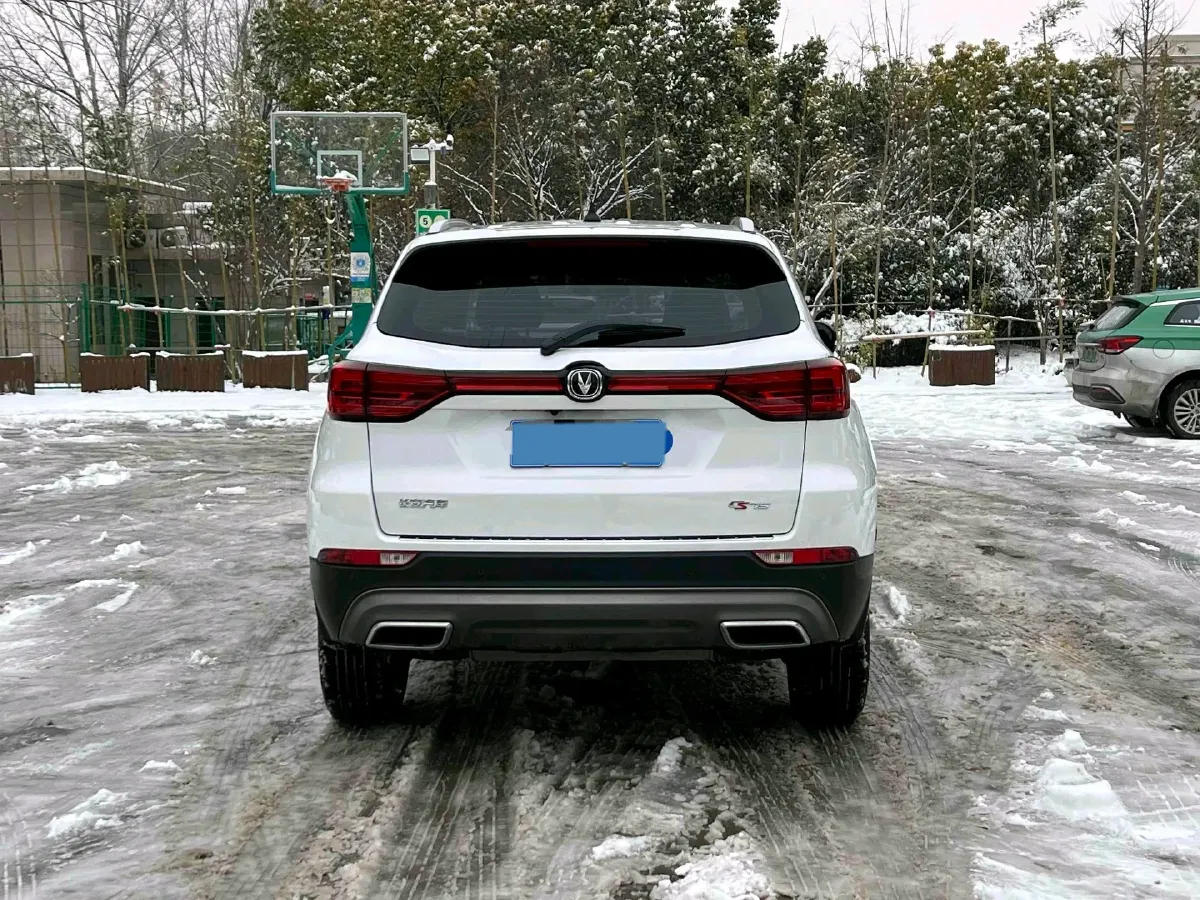 2023 ChangAn CS75 1.5T 188HP L4 7DCT,autocango,china used car exporter,china ev exporter,chinese used car exporter,chinese used ev exporter
