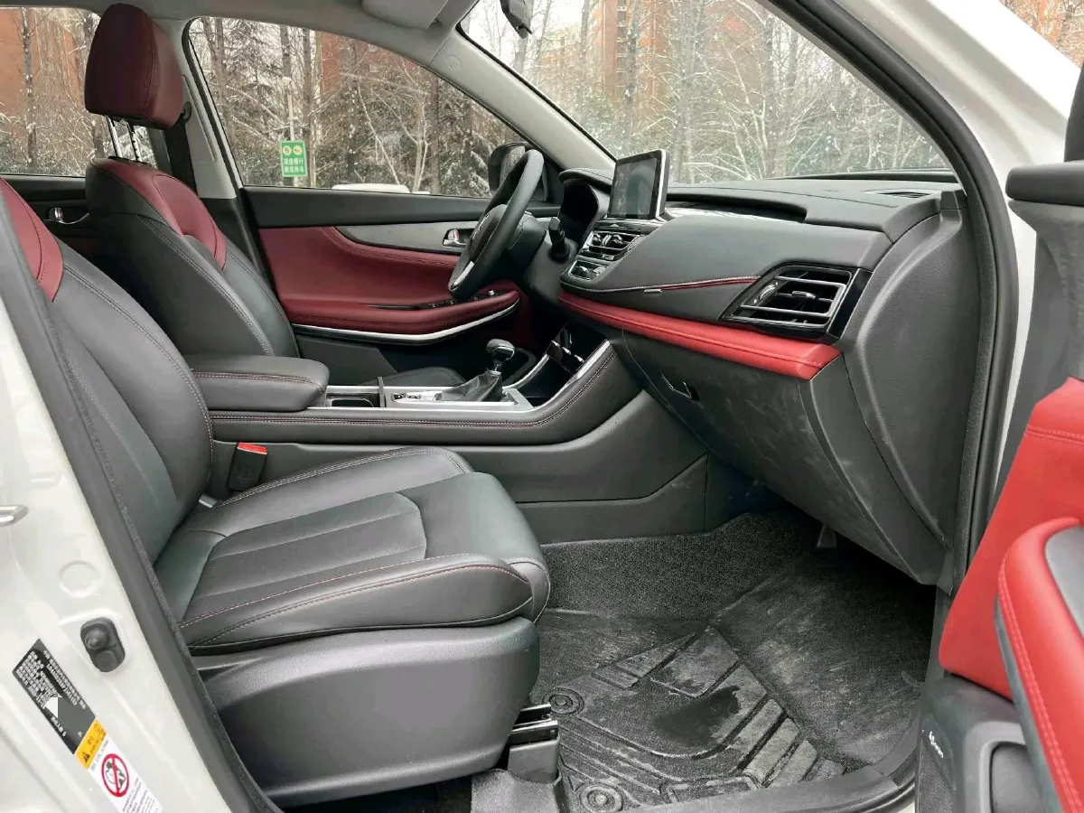 2023 ChangAn CS75 1.5T 188HP L4 7DCT,autocango,china used car exporter,china ev exporter,chinese used car exporter,chinese used ev exporter