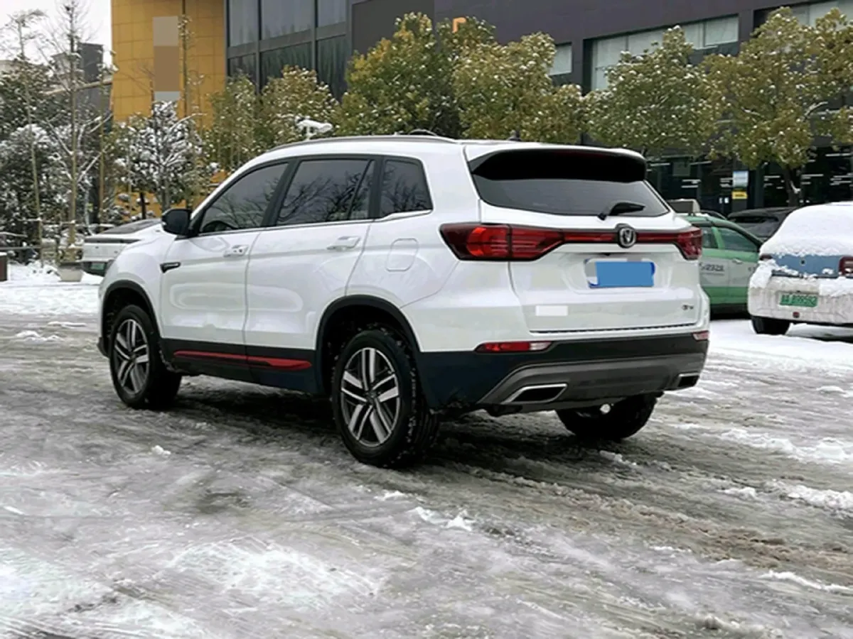 2023 ChangAn CS75 1.5T 188HP L4 7DCT,autocango,china used car exporter,china ev exporter,chinese used car exporter,chinese used ev exporter