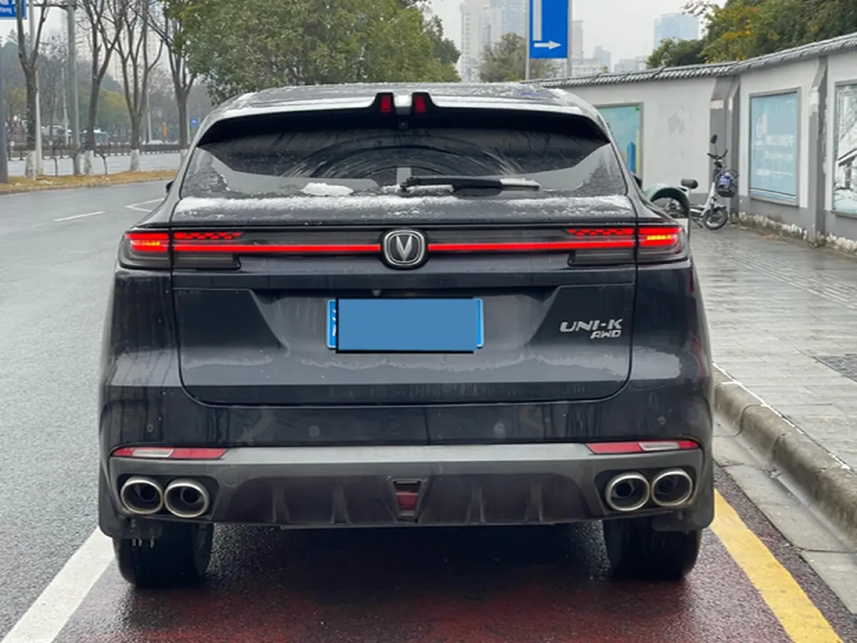 2021 ChangAn UNI-K 2.0T 233HP L4 8AT,autocango,china used car exporter,china ev exporter,chinese used car exporter,chinese used ev exporter