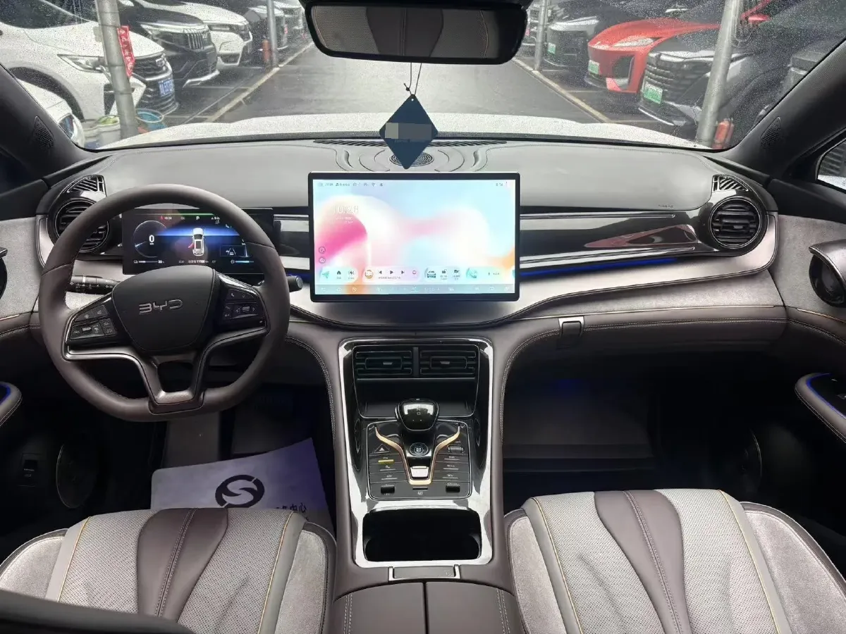 2024 BYD Frigate 07 1.5T 139HP L4 E-CVT PHEV 18.3KWH,autocango,china used car exporter,china ev exporter,chinese used car exporter,chinese used ev exporter