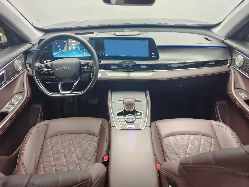 2022 Chery Tiggo 8 PRO 1.6T 197HP L4 7DCT,autocango,china used car exporter,china ev exporter,chinese used car exporter,chinese used ev exporter