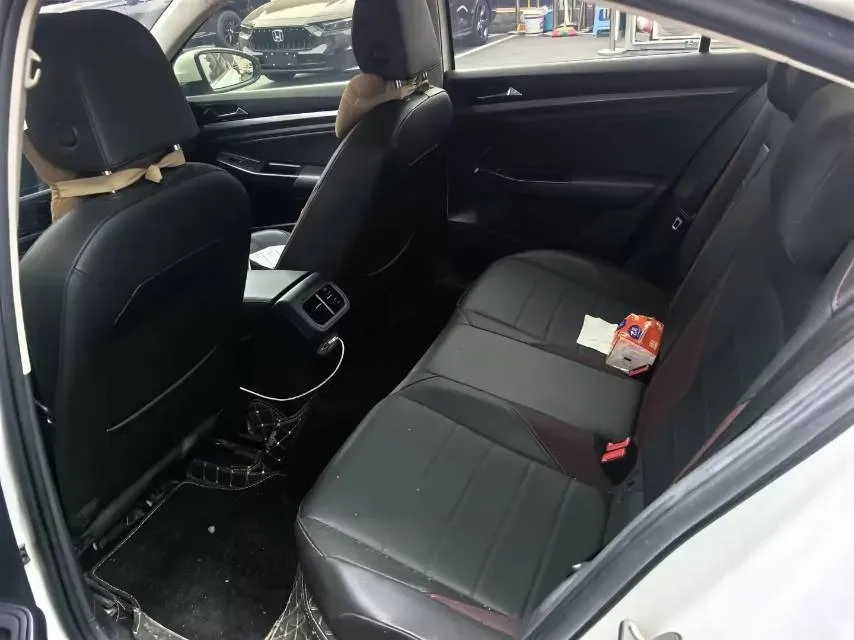 2021 Volkswagen Bora 1.5L 113HP L4 6AT,autocango,china used car exporter,china ev exporter,chinese used car exporter,chinese used ev exporter