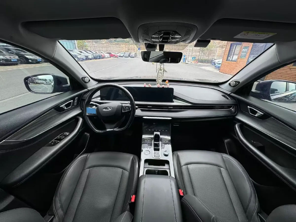 2021 Chery Tiggo 8 Plus 1.6T 197HP L4 7DCT,autocango,china used car exporter,china ev exporter,chinese used car exporter,chinese used ev exporter