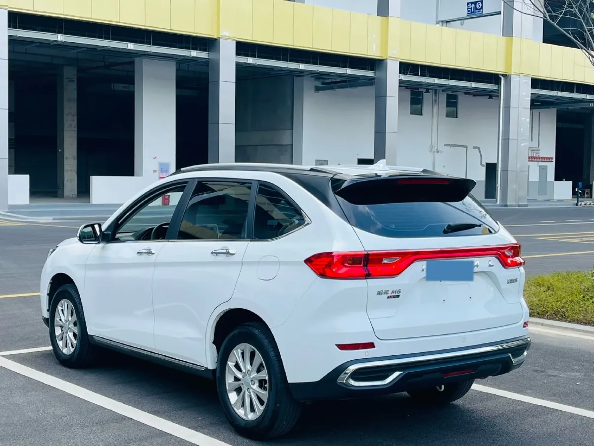 2021 Haval M6 1.5T 150HP L4 7DCT,autocango,china used car exporter,china ev exporter,chinese used car exporter,chinese used ev exporter