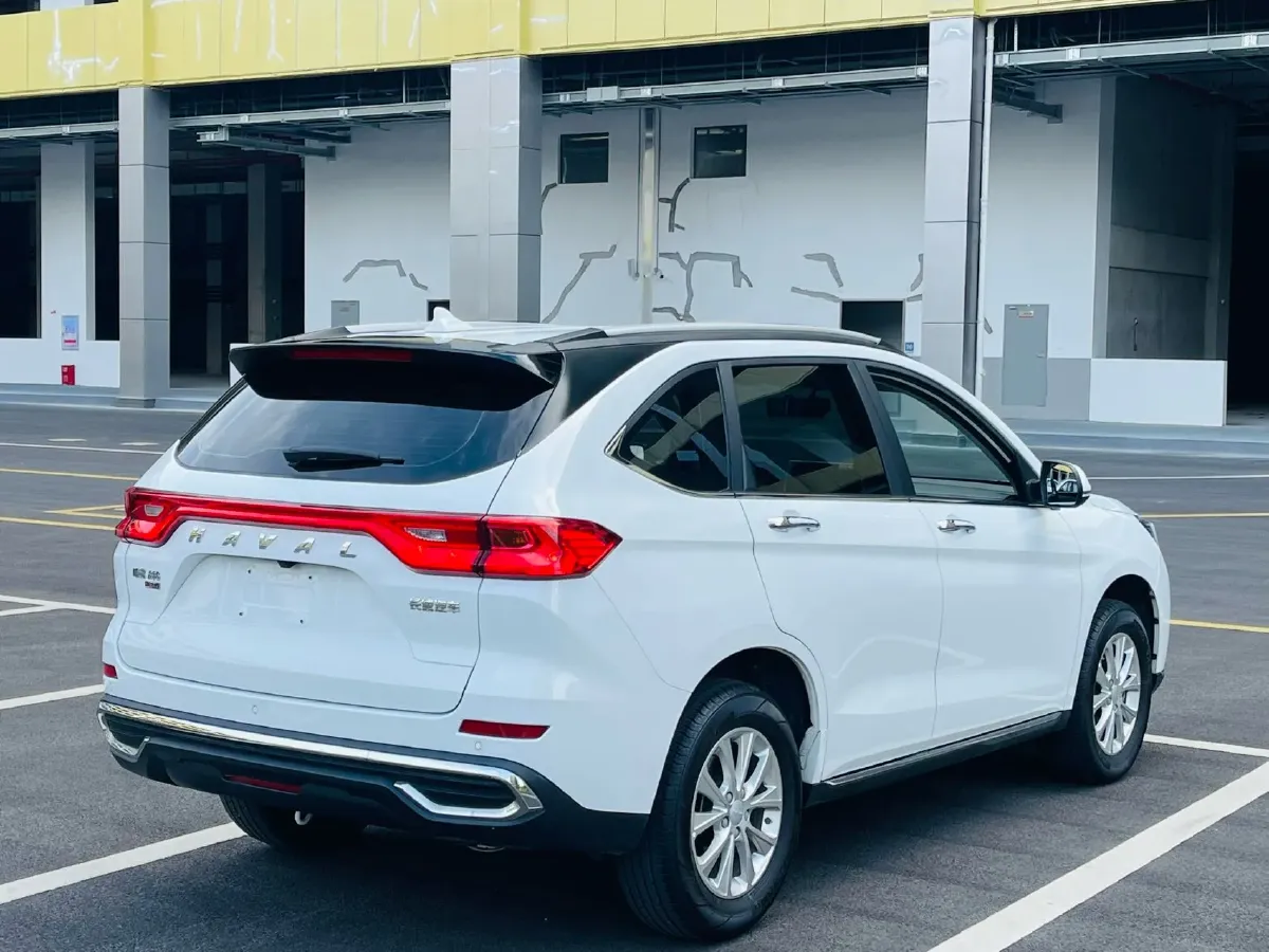 2021 Haval M6 1.5T 150HP L4 7DCT,autocango,china used car exporter,china ev exporter,chinese used car exporter,chinese used ev exporter