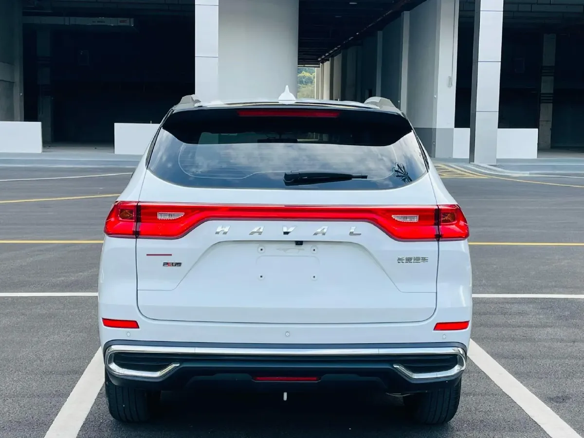 2021 Haval M6 1.5T 150HP L4 7DCT,autocango,china used car exporter,china ev exporter,chinese used car exporter,chinese used ev exporter
