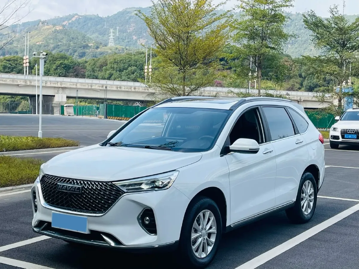 2021 Haval M6 1.5T 150HP L4 7DCT,autocango,china used car exporter,china ev exporter,chinese used car exporter,chinese used ev exporter