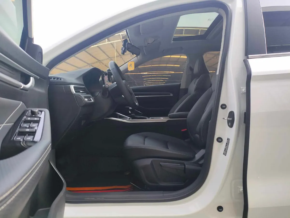 2023 Geely Emgrand 1.5L 127HP L4 CVT,autocango,china used car exporter,china ev exporter,chinese used car exporter,chinese used ev exporter