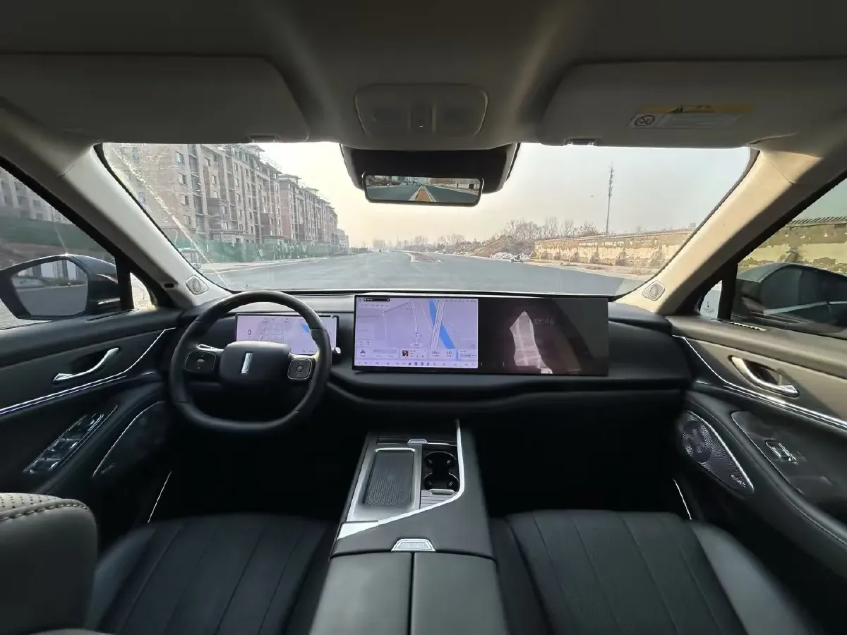 2025 WEY BlueMountain 1.5T 170HP L4 4DHT PHEV 44.5KWH,autocango,china used car exporter,china ev exporter,chinese used car exporter,chinese used ev exporter