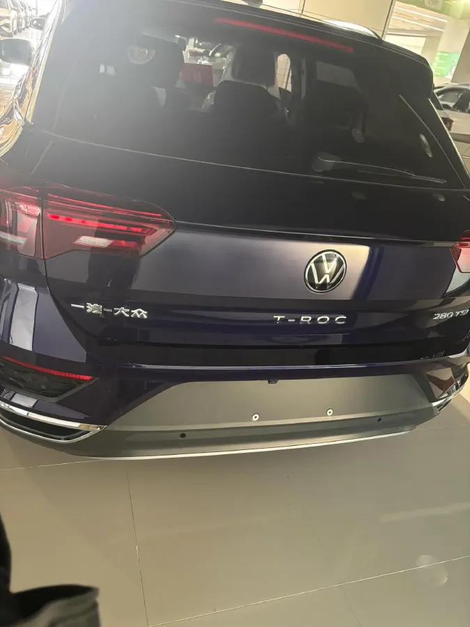2021 Volkswagen T-Roc 1.4T 150HP L4 7DCT,autocango,china used car exporter,china ev exporter,chinese used car exporter,chinese used ev exporter