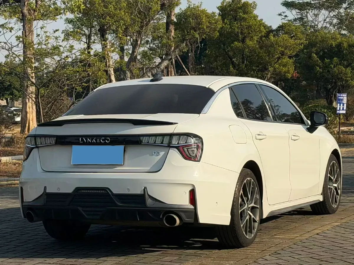 2018 Toyota C-HR 2.0L 171HP L4 CVT,autocango,china used car exporter,china ev exporter,chinese used car exporter,chinese used ev exporter