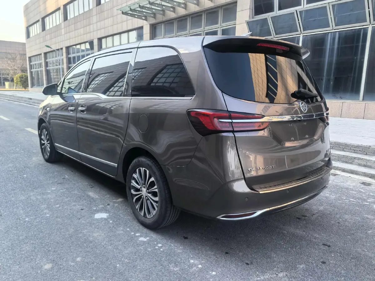 2021 Buick GL8 2.0T 237HP L4 9AT,autocango,china used car exporter,china ev exporter,chinese used car exporter,chinese used ev exporter