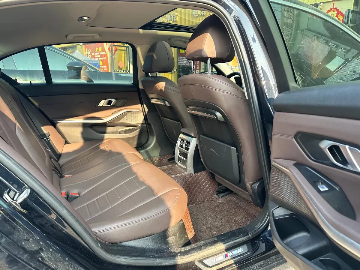 2021 BMW 3 Series 2.0T 156HP L4 8AT,autocango,china used car exporter,china ev exporter,chinese used car exporter,chinese used ev exporter