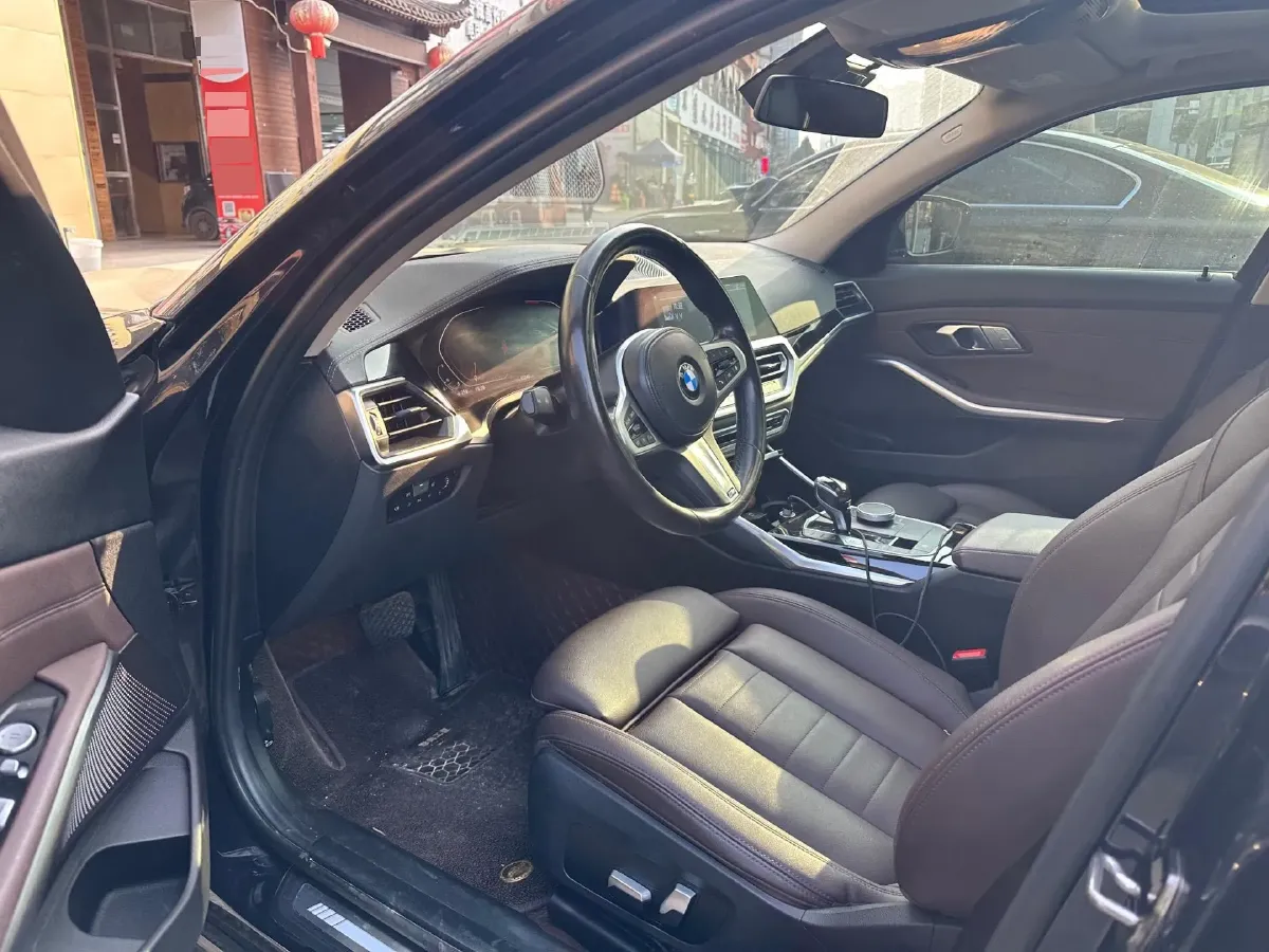 2021 BMW 3 Series 2.0T 156HP L4 8AT,autocango,china used car exporter,china ev exporter,chinese used car exporter,chinese used ev exporter