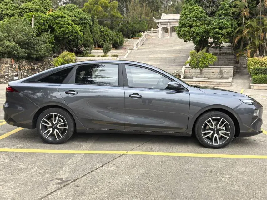 2025 Roewe D6 BEV,autocango,china used car exporter,china ev exporter,chinese used car exporter,chinese used ev exporter