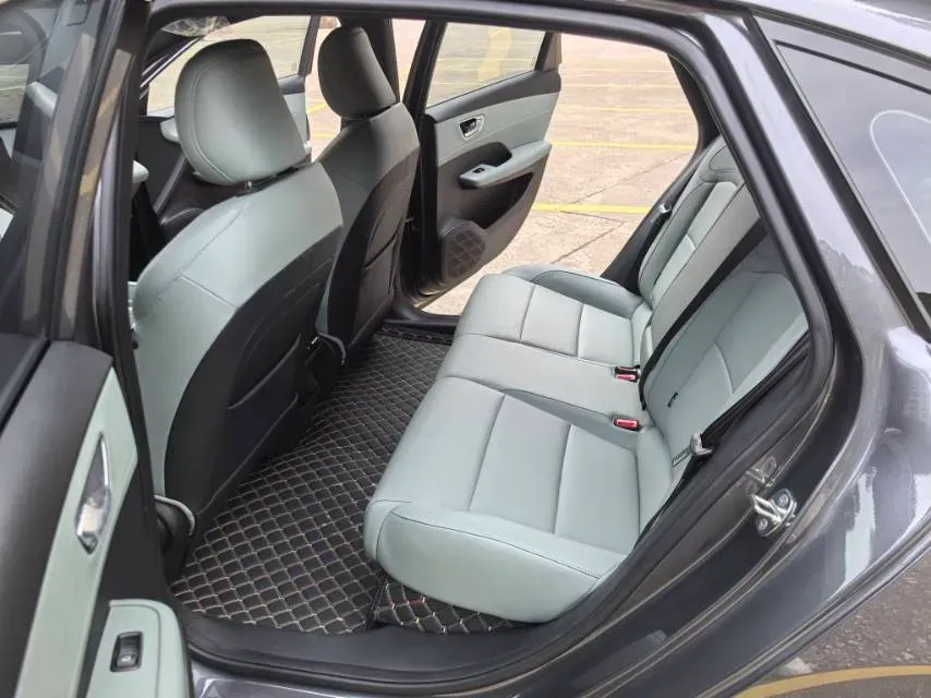 2025 Roewe D6 BEV,autocango,china used car exporter,china ev exporter,chinese used car exporter,chinese used ev exporter