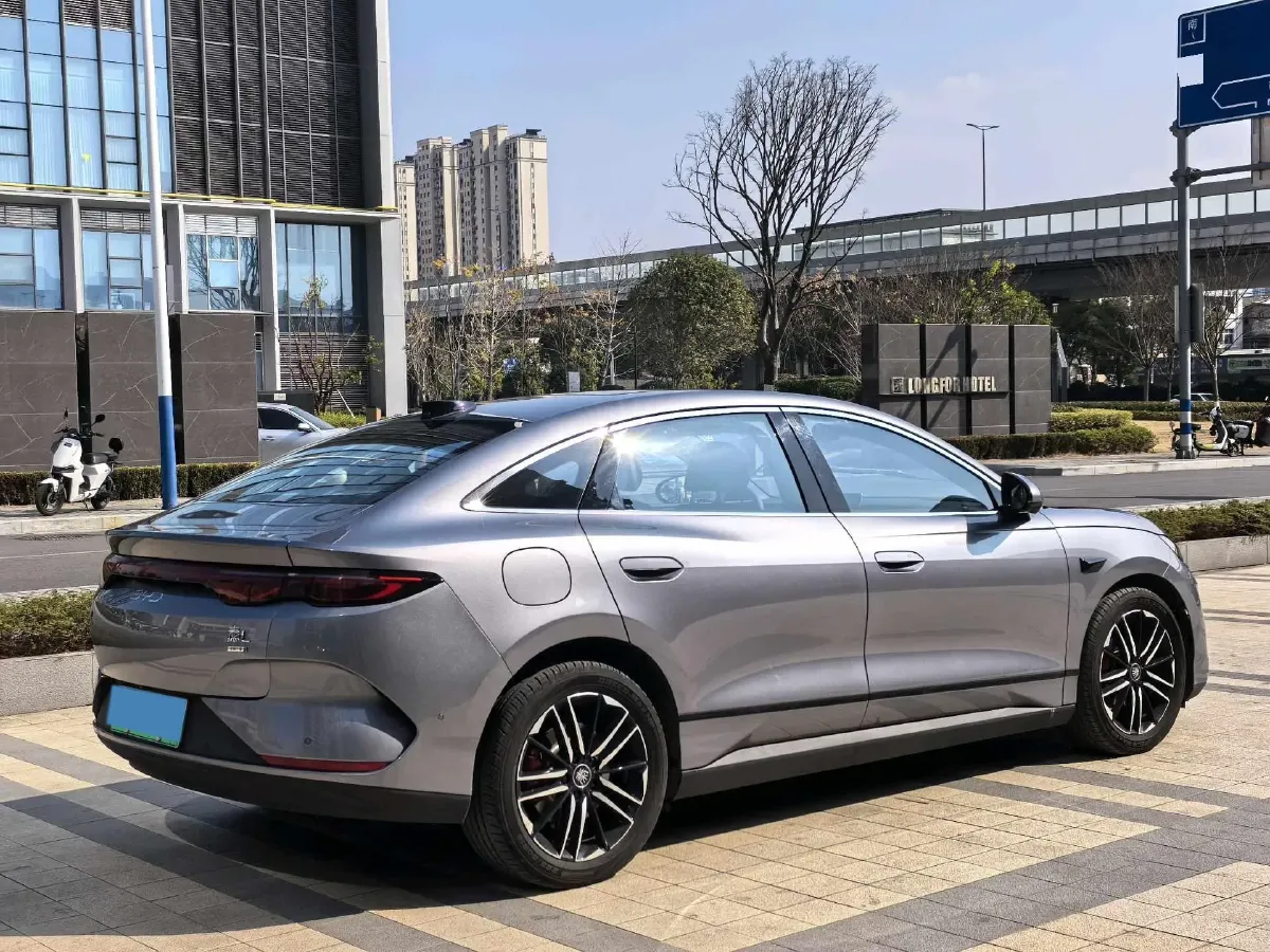 2025 BYD QinL BEV,autocango,china used car exporter,china ev exporter,chinese used car exporter,chinese used ev exporter
