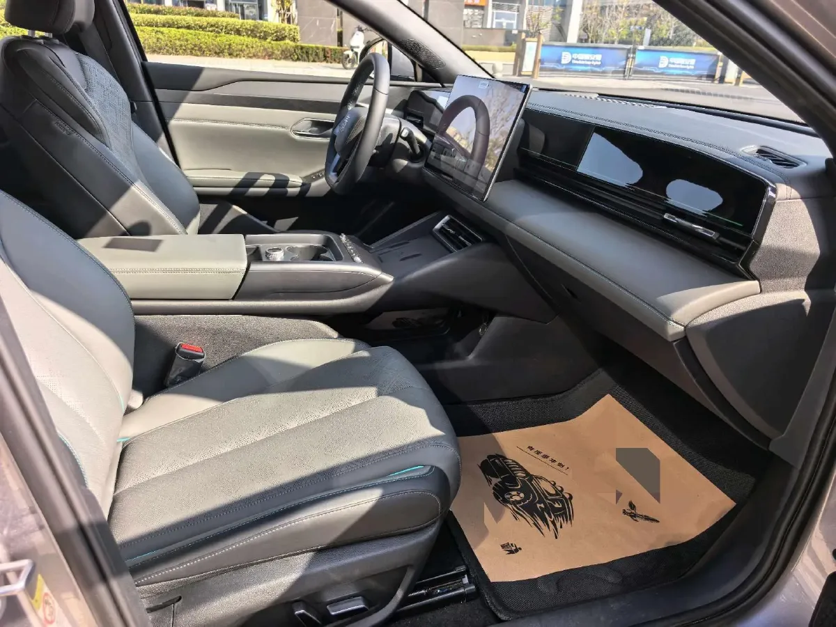 2025 BYD QinL BEV,autocango,china used car exporter,china ev exporter,chinese used car exporter,chinese used ev exporter