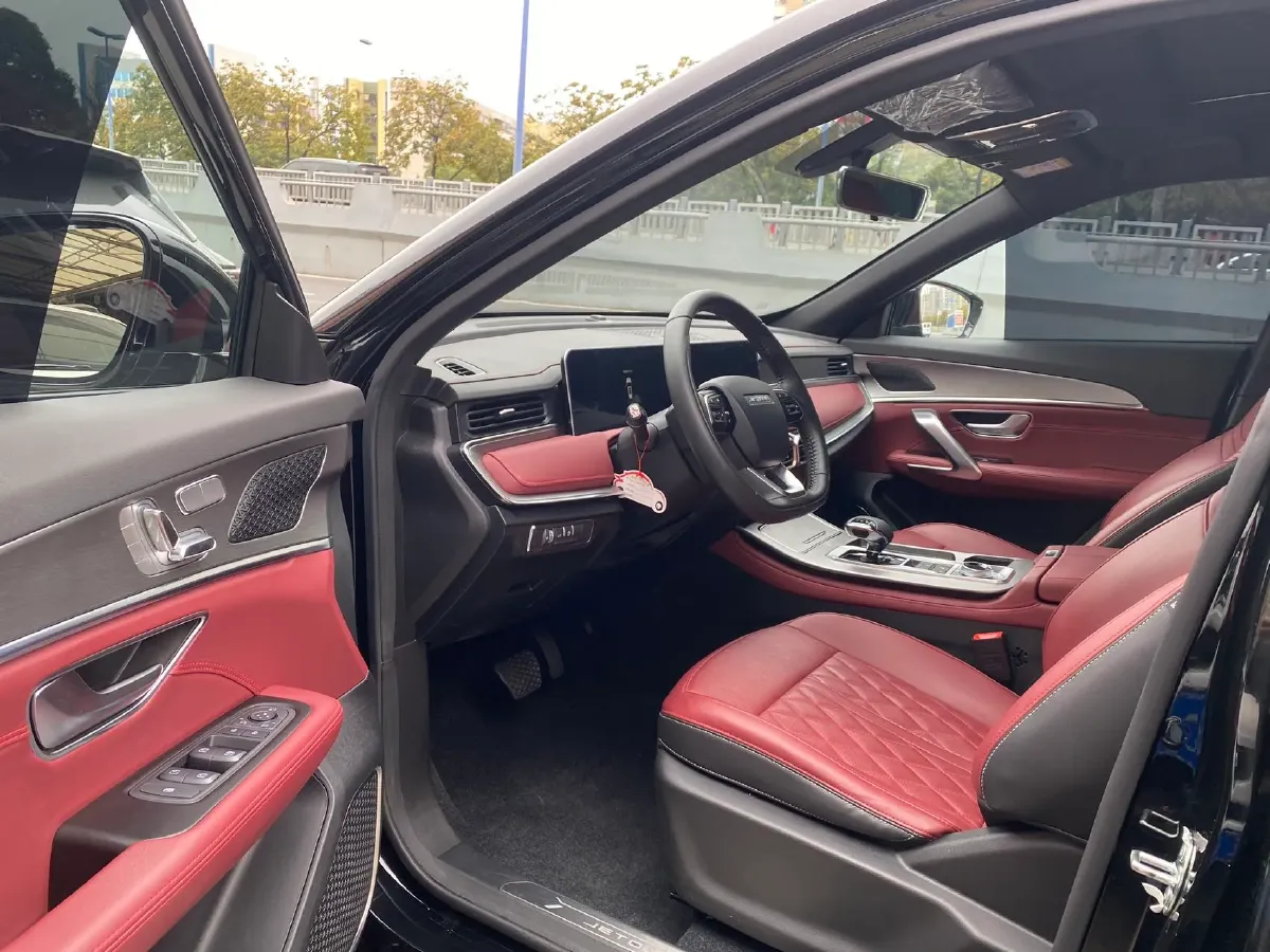 2025 Jetour X70 Plus 1.5T 184HP L4 7DCT,autocango,china used car exporter,china ev exporter,chinese used car exporter,chinese used ev exporter