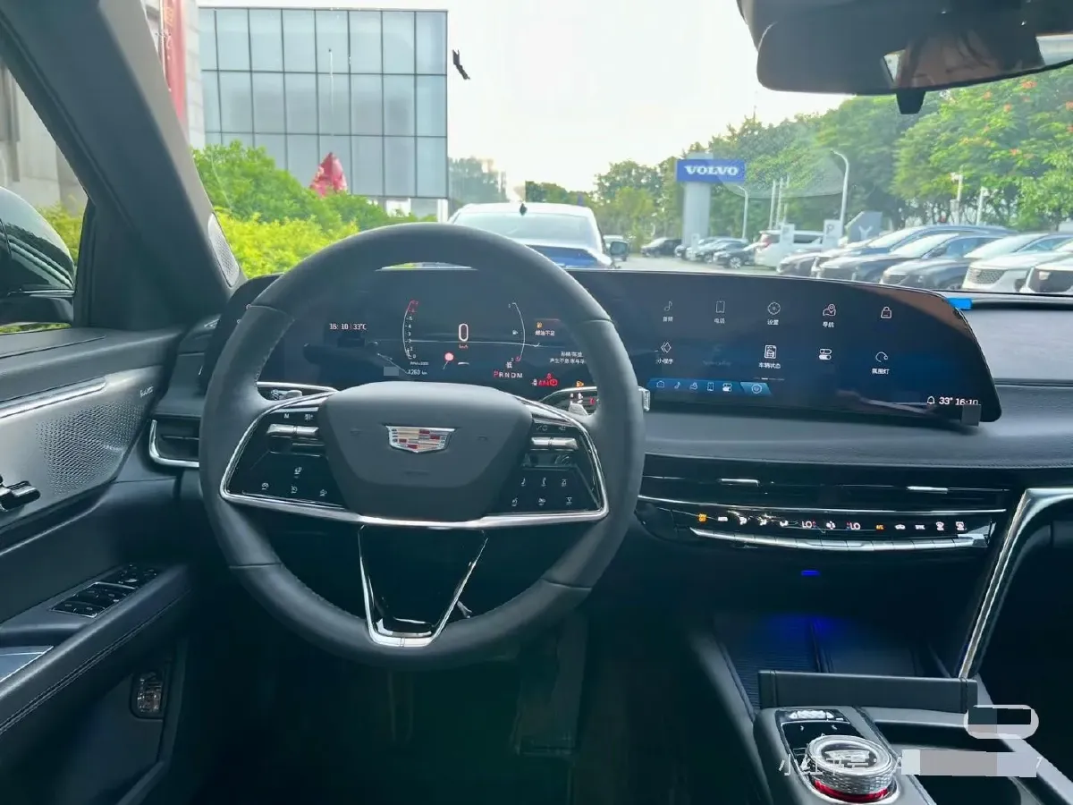 2023 Cadillac CT6 2.0T 237HP L4 10AT,autocango,china used car exporter,china ev exporter,chinese used car exporter,chinese used ev exporter