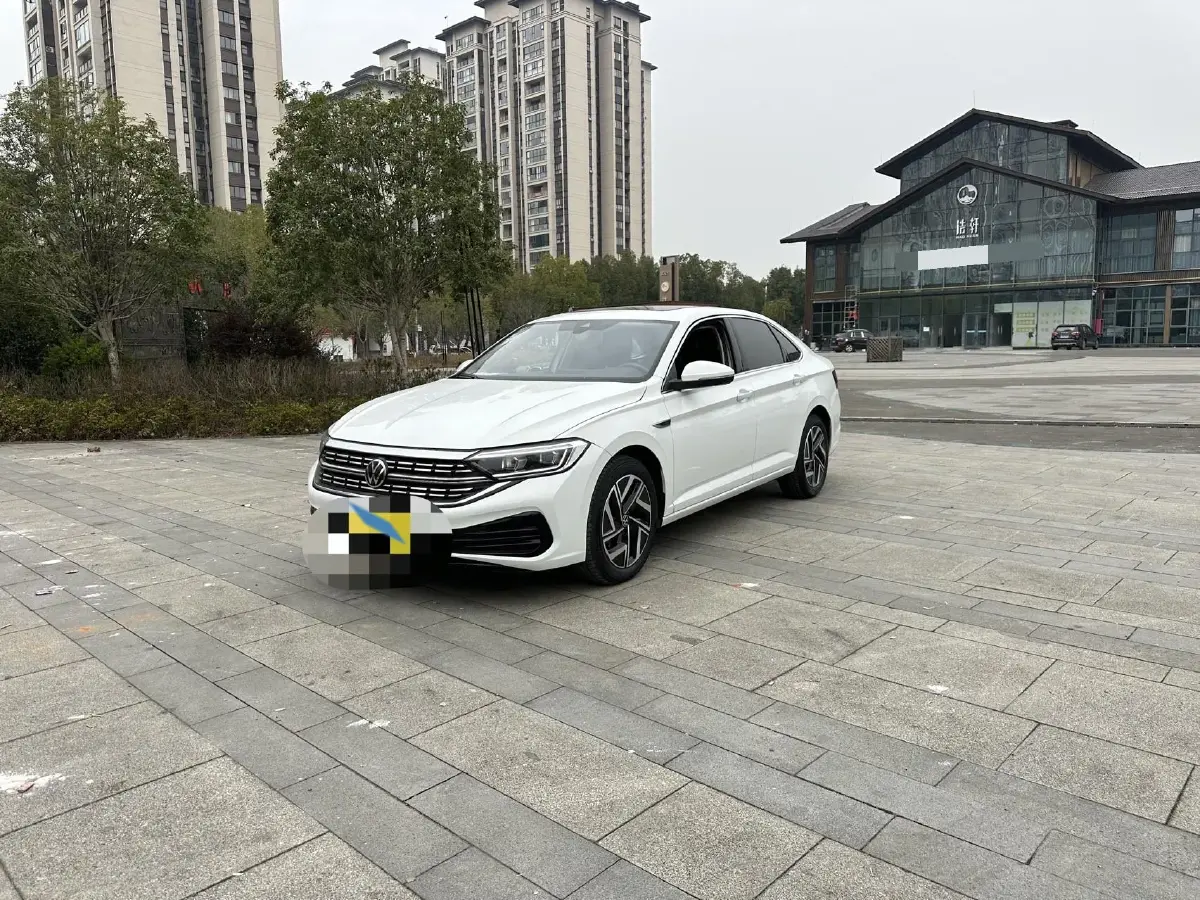 2024 Volkswagen Sagitar 1.5T 160HP L4 7DCT