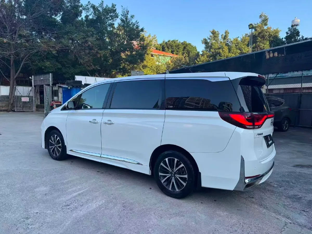 2021 GAC Trumpchi M8 2.0T 252HP L4 8AT,autocango,china used car exporter,china ev exporter,chinese used car exporter,chinese used ev exporter