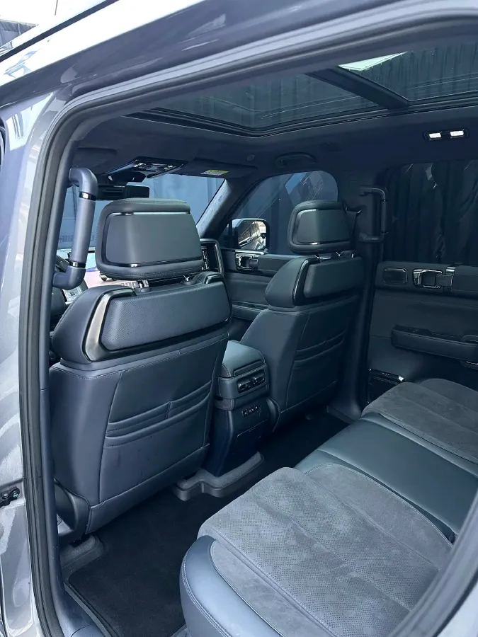 2023 Toyota Crown Kluger 2.5L 189HP L4 E-CVT Hybrid,autocango,china used car exporter,china ev exporter,chinese used car exporter,chinese used ev exporter