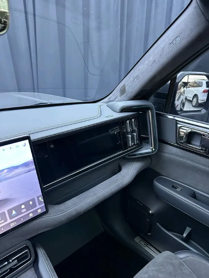 2023 Toyota Crown Kluger 2.5L 189HP L4 E-CVT Hybrid,autocango,china used car exporter,china ev exporter,chinese used car exporter,chinese used ev exporter