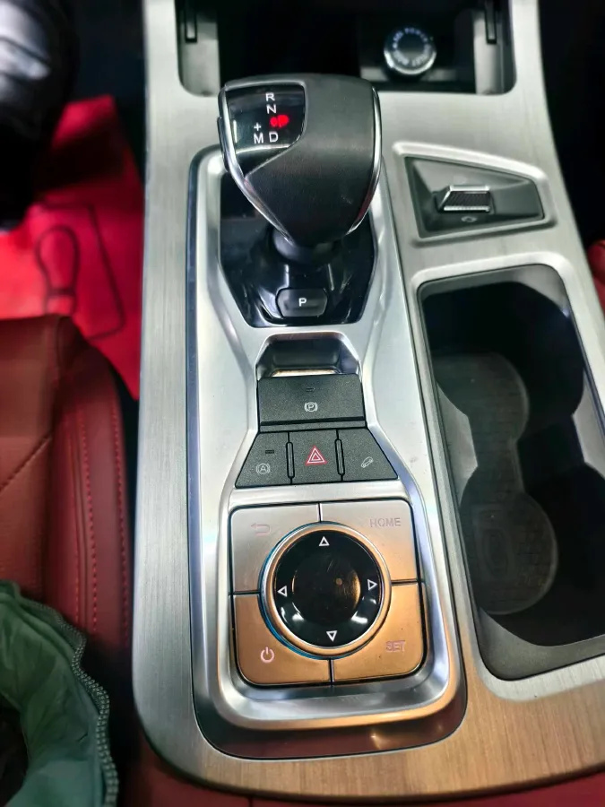 2021 Jetour X70 Plus 1.5T 156HP L4 6DCT,autocango,china used car exporter,china ev exporter,chinese used car exporter,chinese used ev exporter